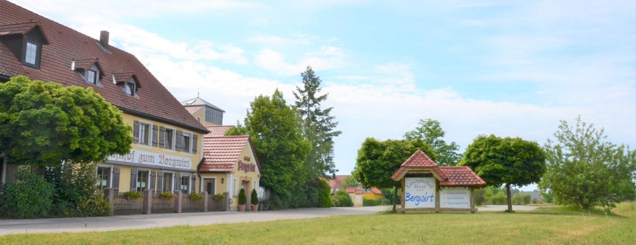 Hotel Bergwirt Herrieden Dış mekan fotoğraf