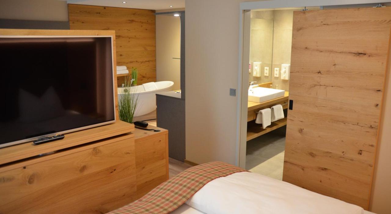 Hotel Bergwirt Herrieden Dış mekan fotoğraf